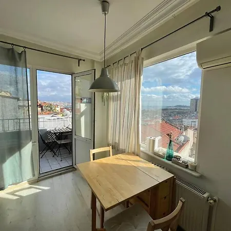 Sun-filled Flat With A Great View By Daisy Appartement *